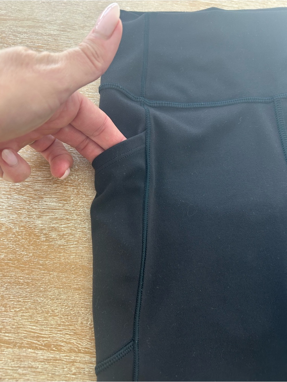 Gap fit athletic set - high waist pocket leggings and strappy tank - Picture 3 of 8